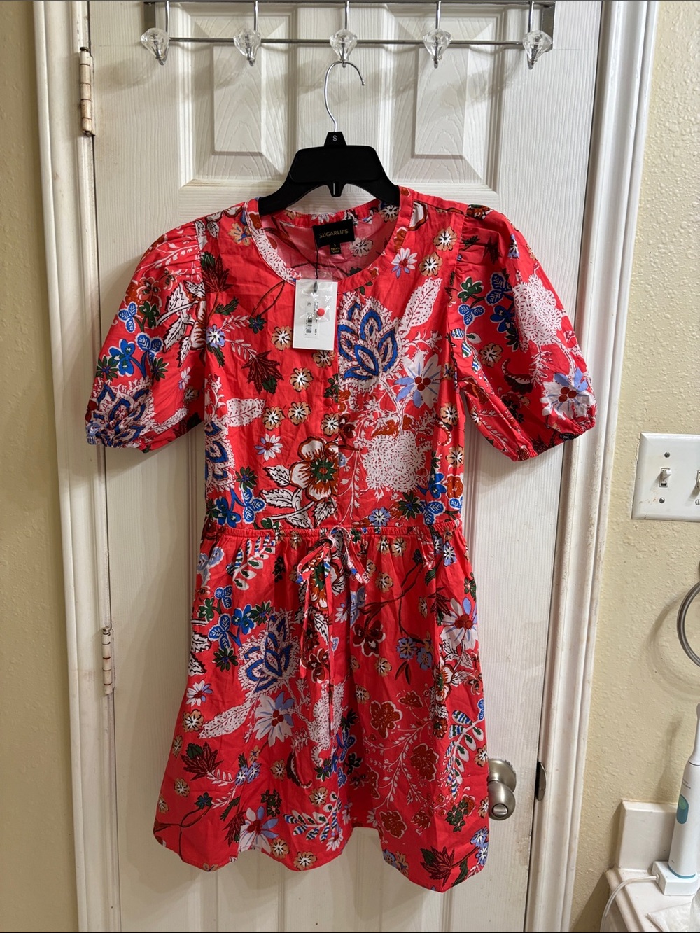 Sugarlips Coral Red Floral dress with Blue Accents. NWOT